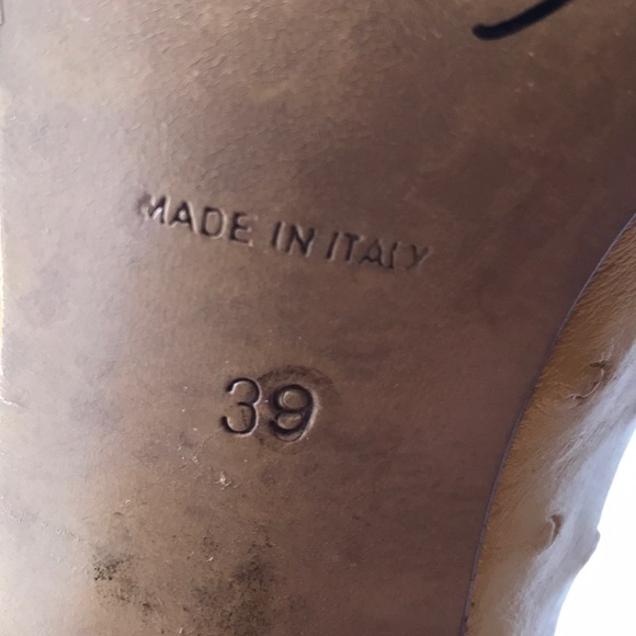 Rene Caovilla Ostrich Heels. - Picture 5 of 7